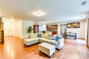 6 Mi to Uptown Charlotte Home with Yard!